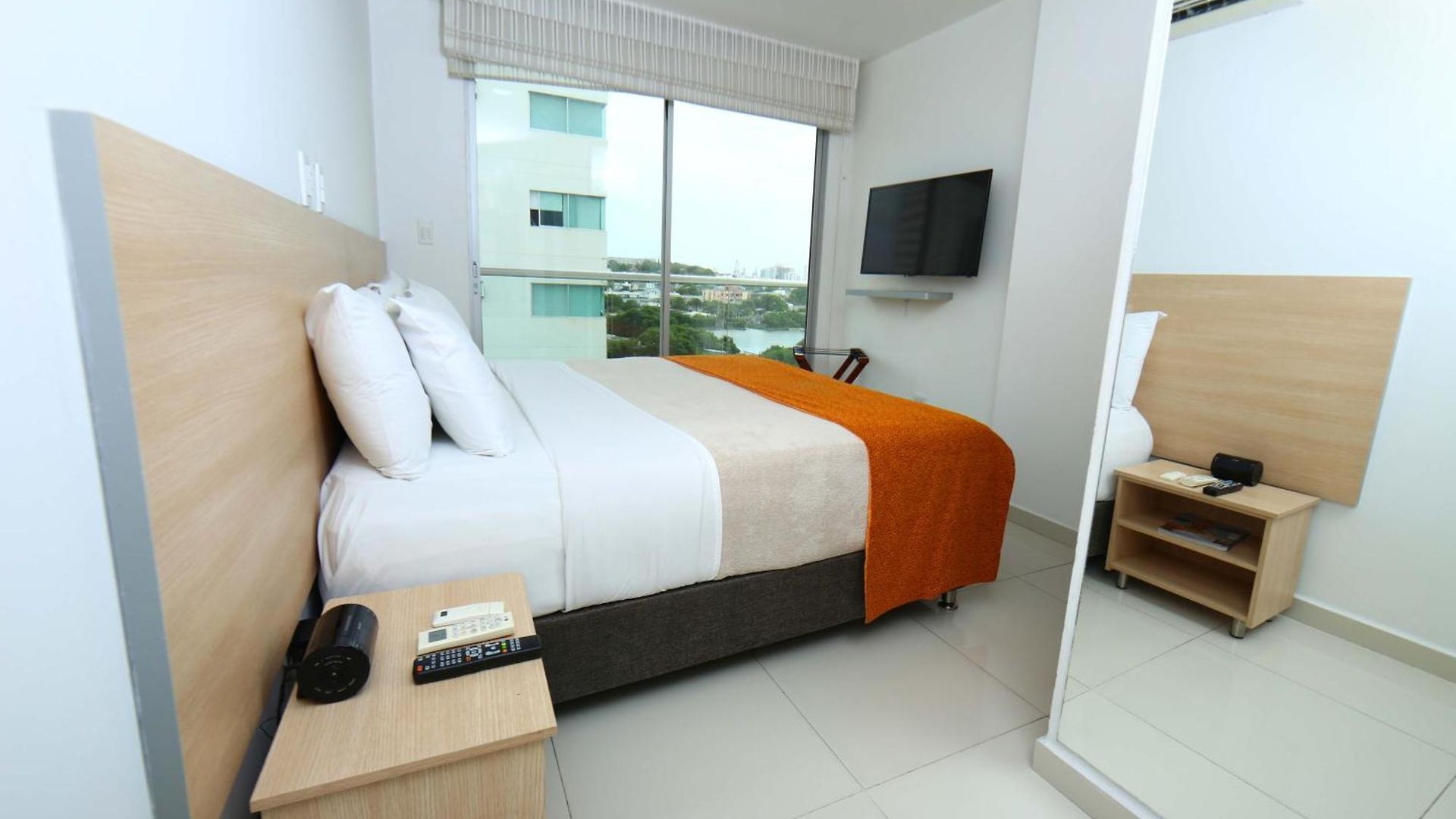 Hotel Cabreromar By Gh 3*